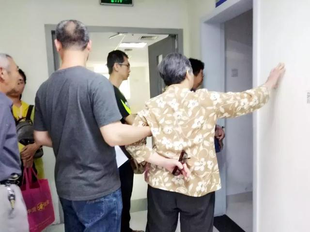 廈門(mén)眼科中心母親節